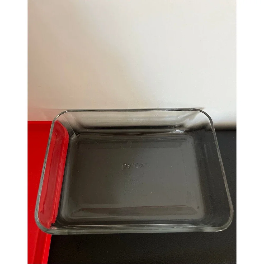 Pyrex Simple Store 3-Cup Glass Food Storage Container 7210-PC w/ Red Lid